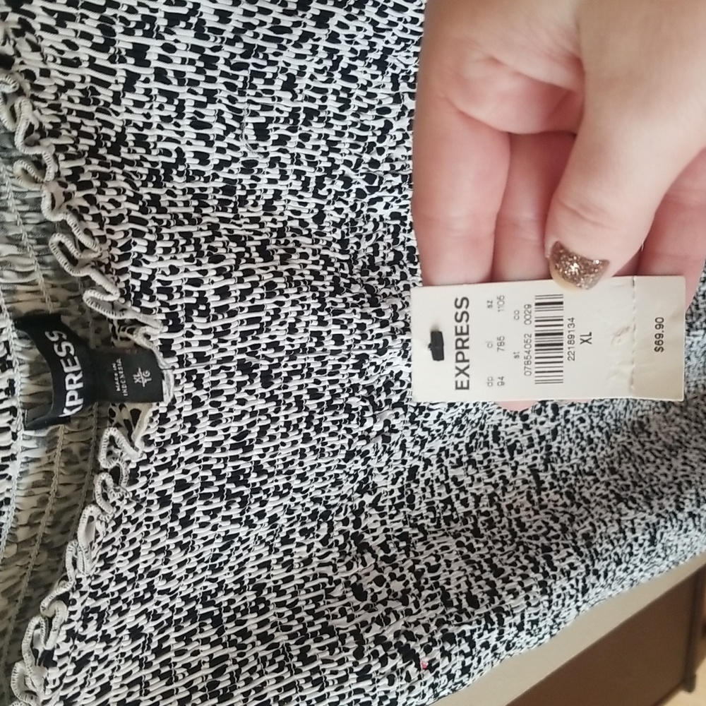 Express NWT Smocked Bodycon Dress Size XL - Picture 3 of 5